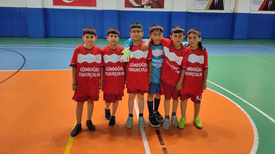 Okul Futsal Takımımız Finale Yükseldi.